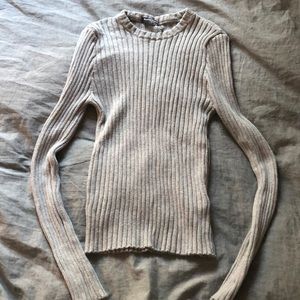 Brandy Melville Ribbed Sweater!